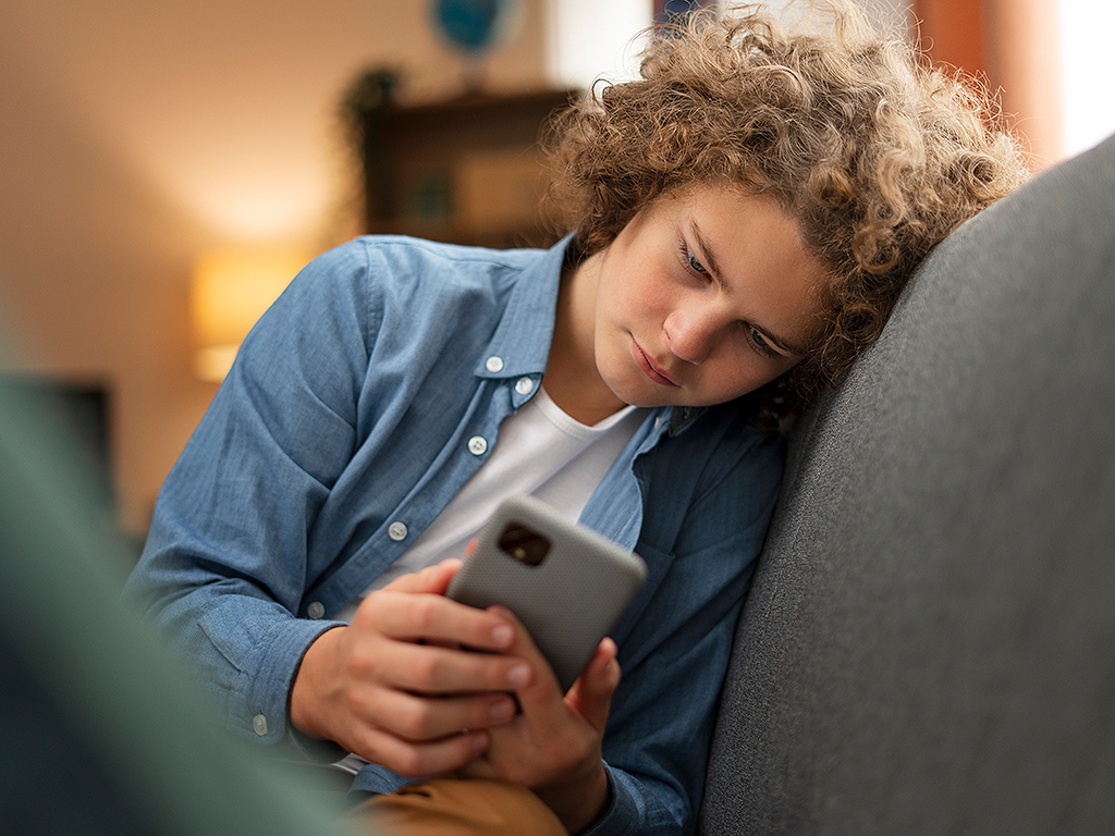 Ciberludopatía: prevenir para cuidar a niños y adolescentes